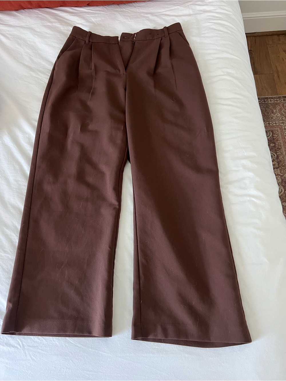 Abercrombie High-Waist Wide Leg Trousers in Deep Brown